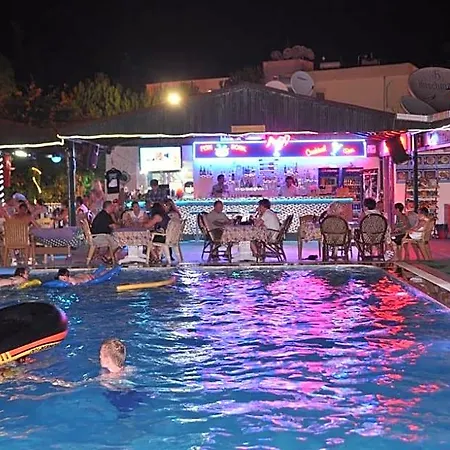 Sun Marmaris 酒店